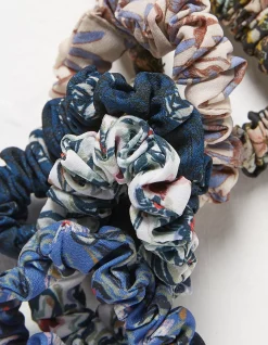 5 Pack Elsewhere Print Scrunchies
