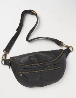 Arven Sling Crossbody Bag