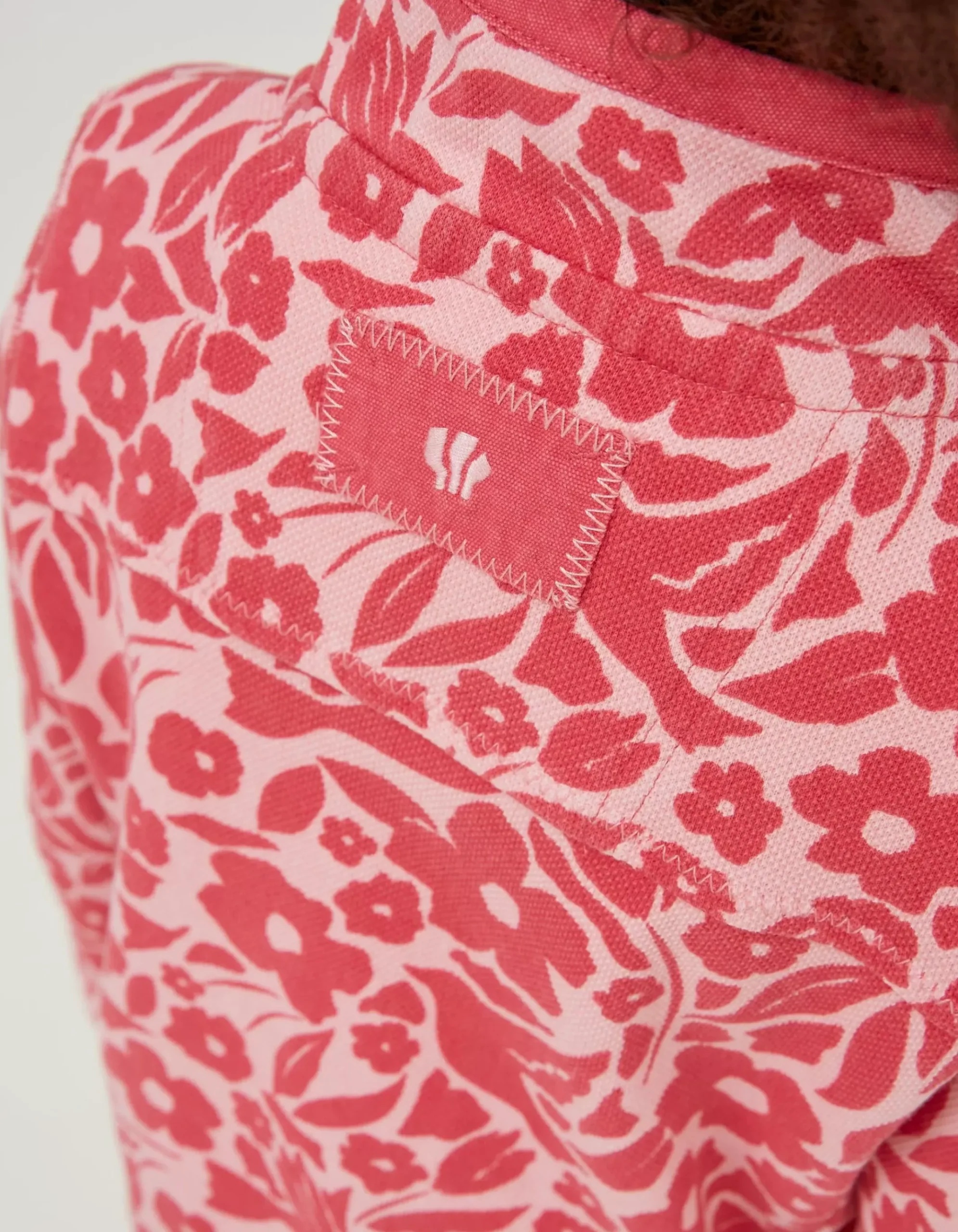 Bright Blooms Airlie