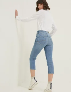 Capri Sway Slim Jeans