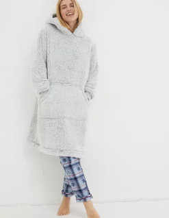 Carrie Fluffy Snuggle Hoodie