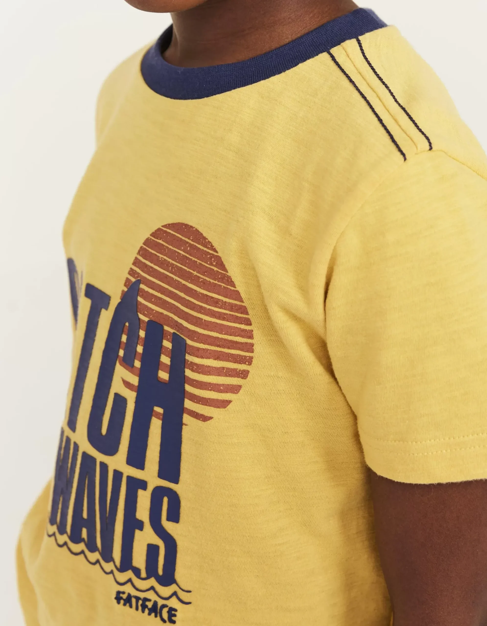 Catch The Waves Graphic T-Shirt