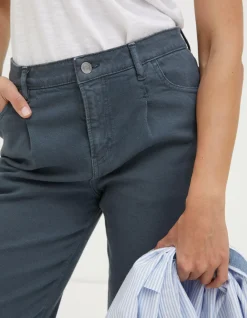 Cleo Canvas Barrel Leg Chino