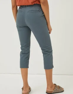 Farnham Cropped Chinos