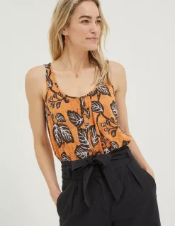 Flora Vine Floral Vest