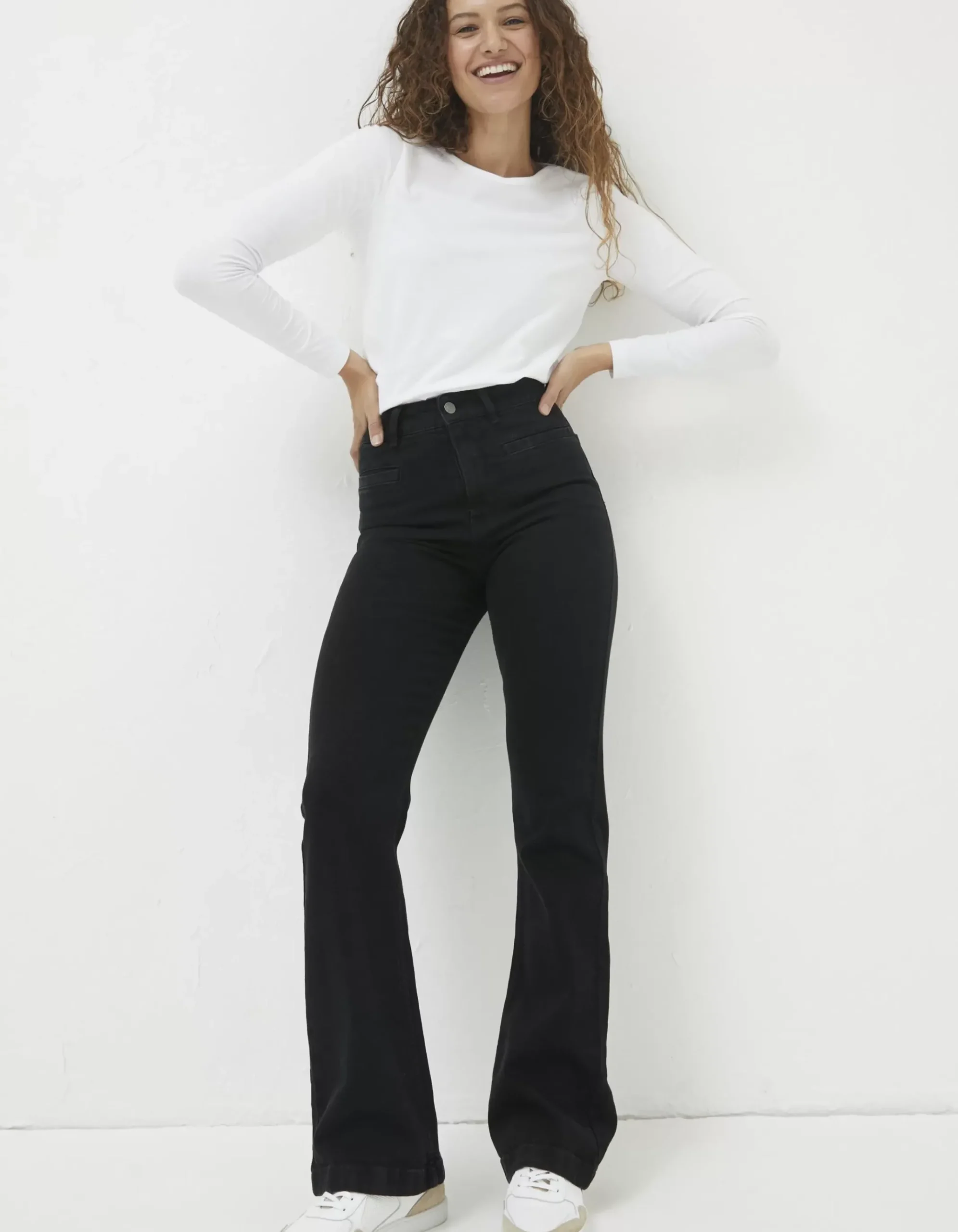 Fly Flare Jeans