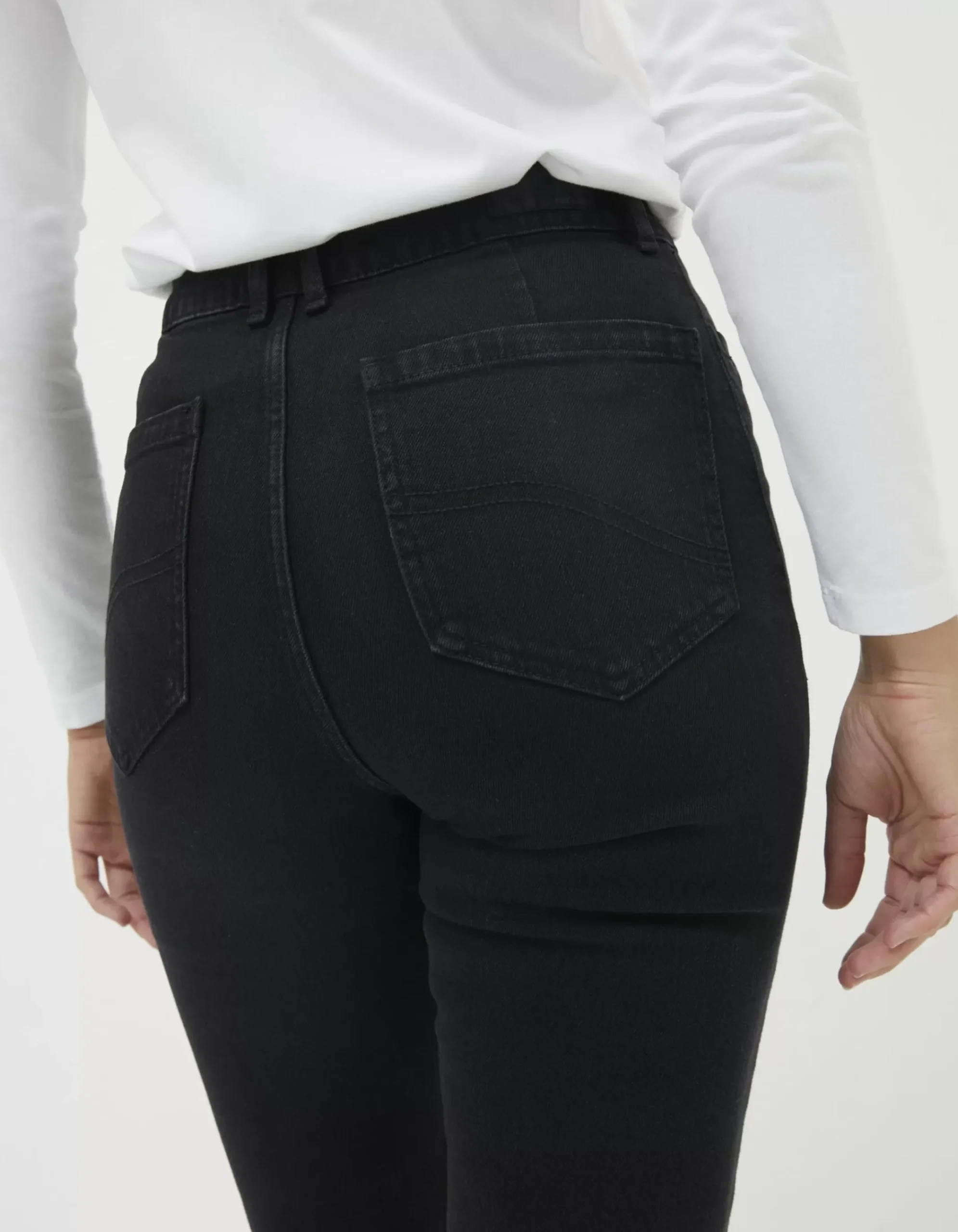 Fly Flare Jeans