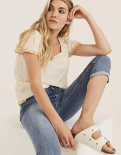Hertford Skinny Denim Capri Crops