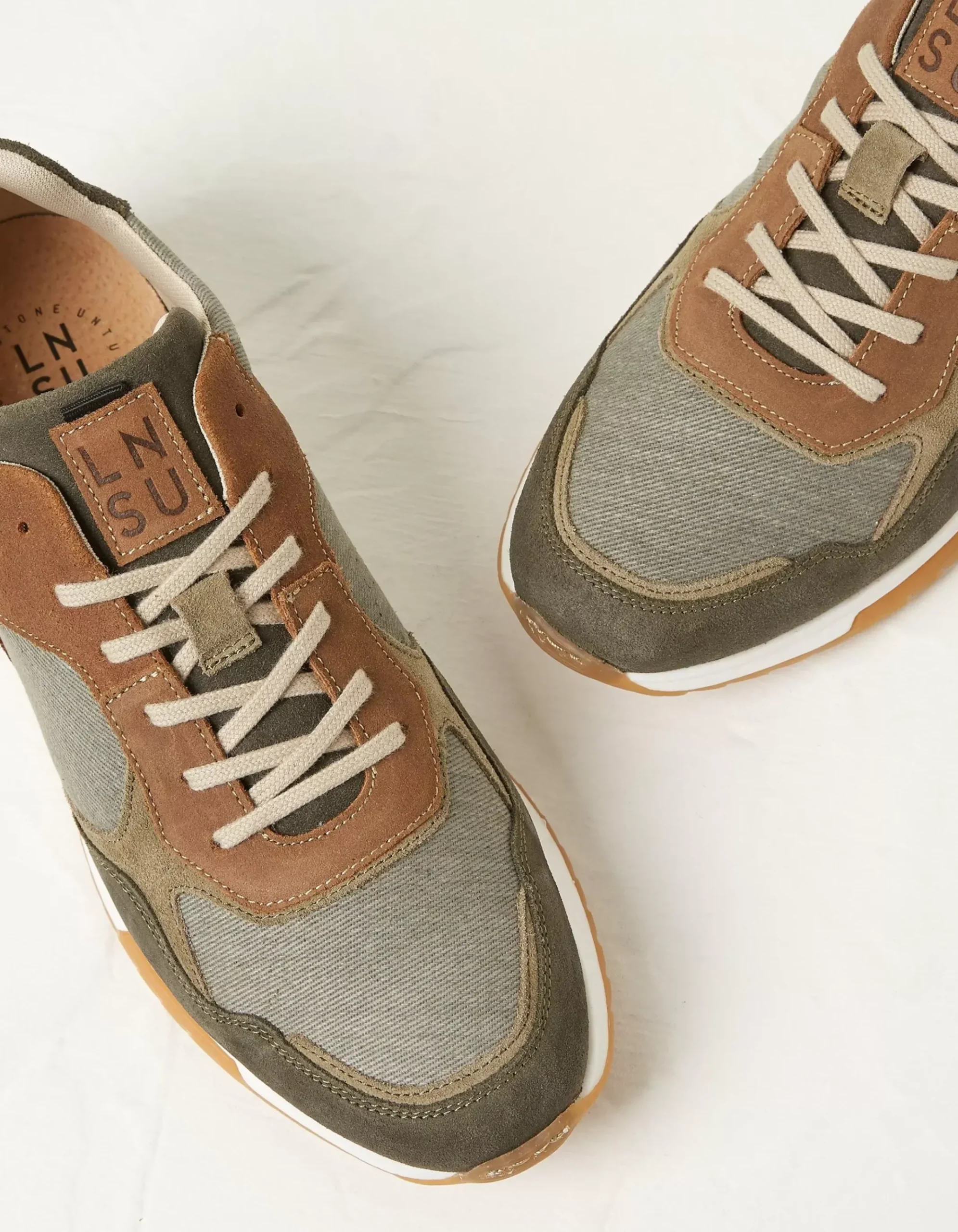 Leon Leather Trainer