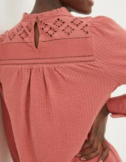 Liza Broderie Top