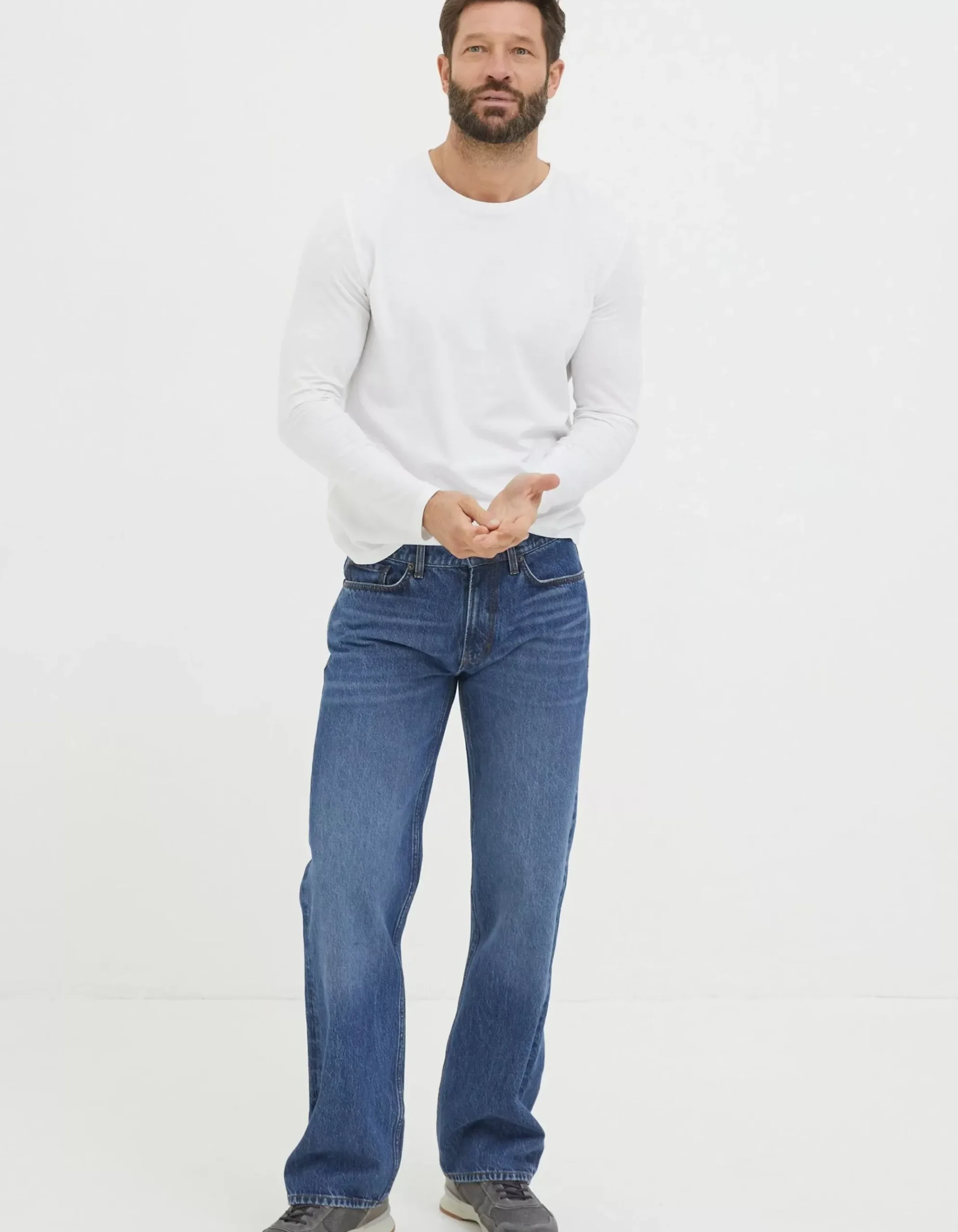 Loose Fit Jeans
