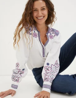 Lou Embroidered Blouse