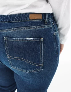 Mom Jeans