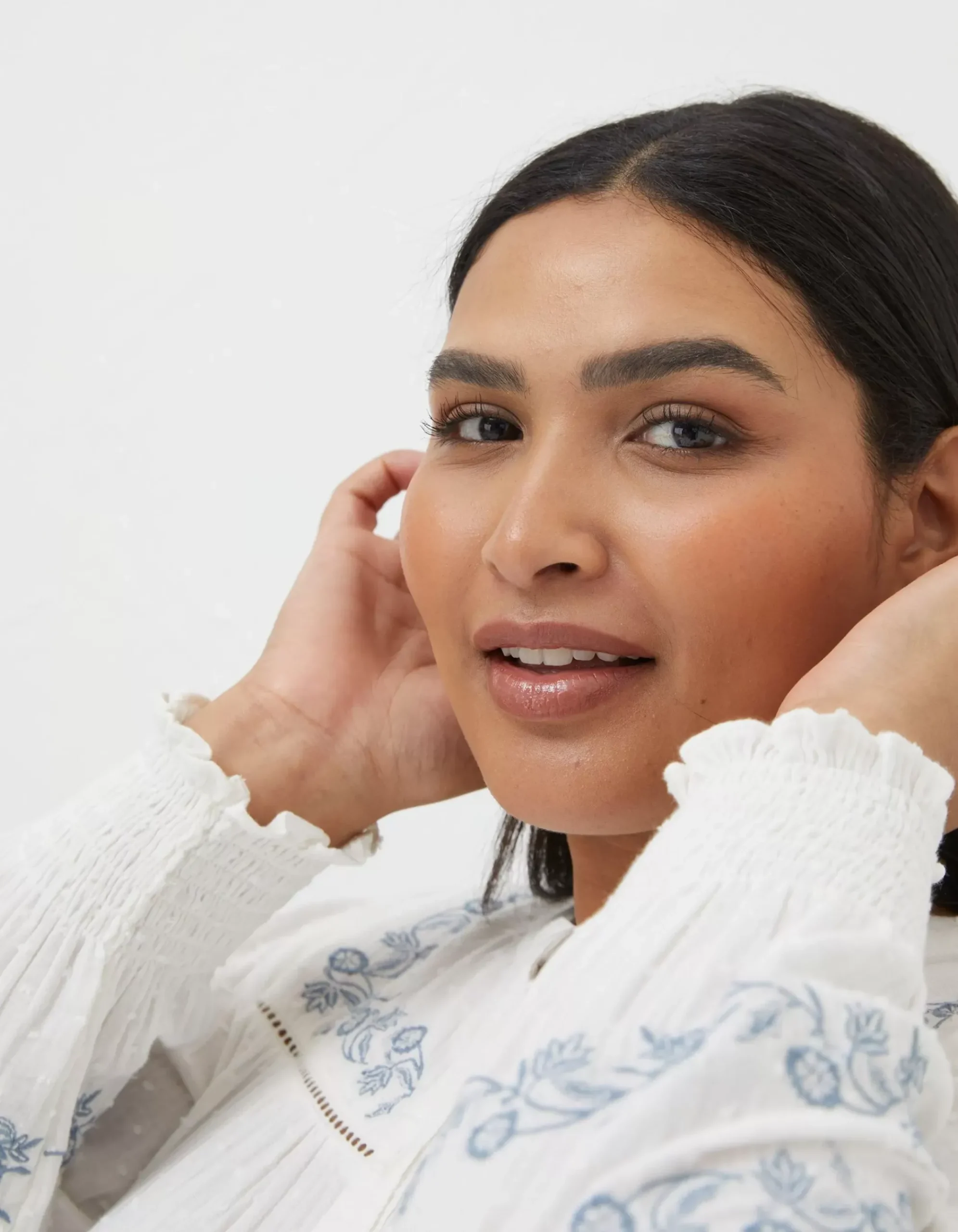 Nicole Embroidered Blouse
