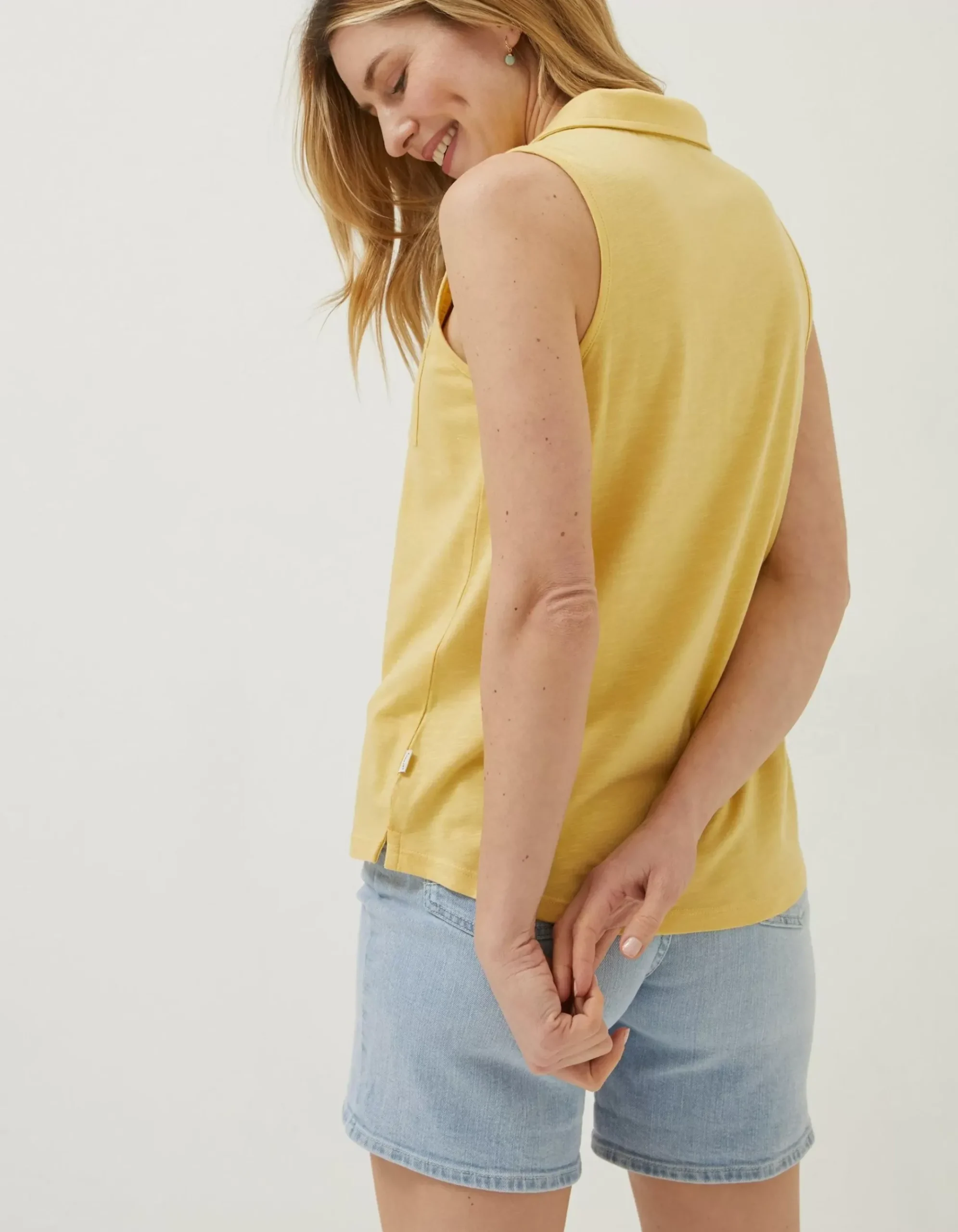 Polly Sleeveless Polo Shirt