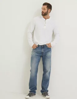 Straight Authentic Wash Jeans