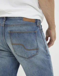 Straight Fit Jeans