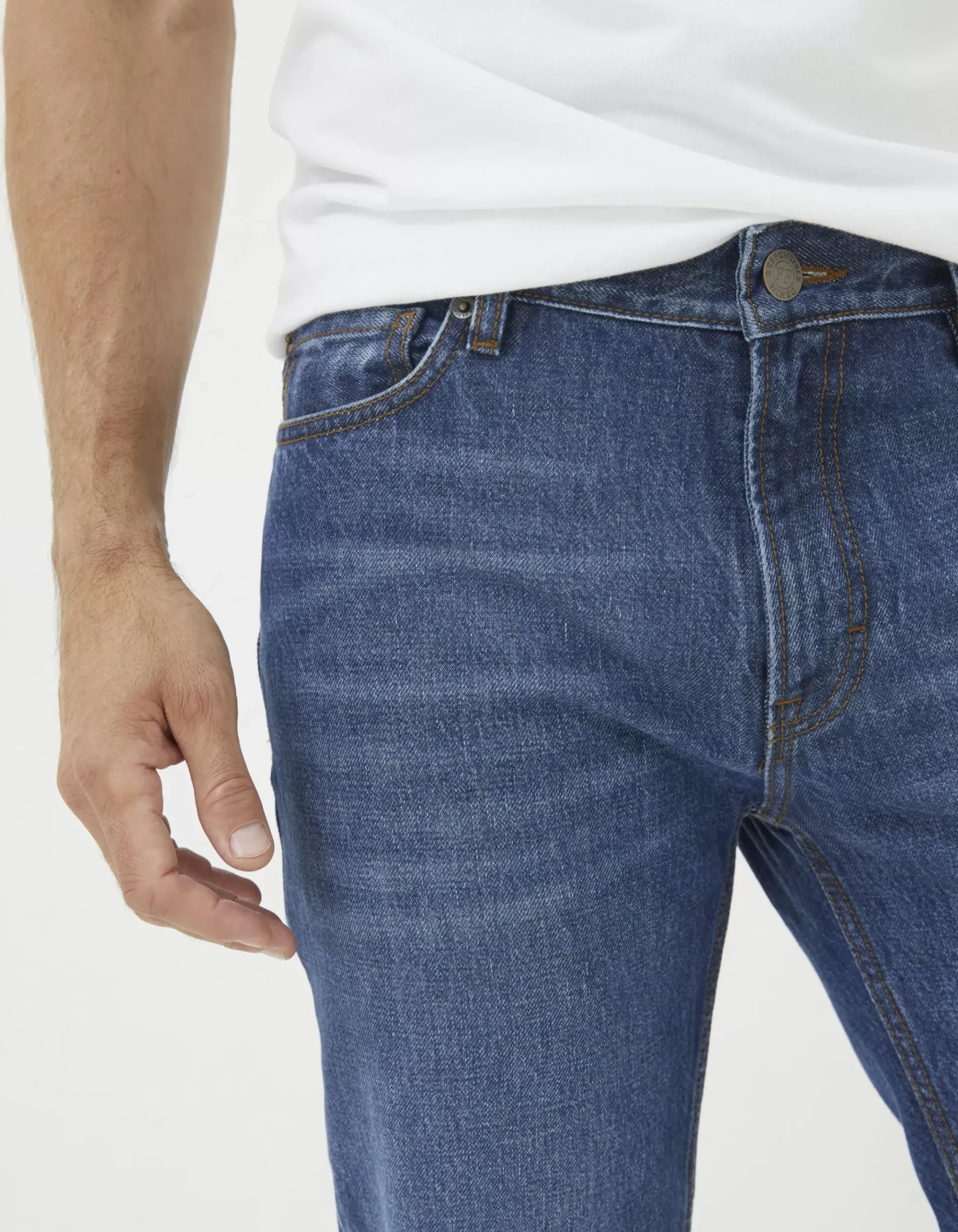 Straight Fit Jeans