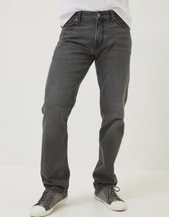 Straight Wash Jeans
