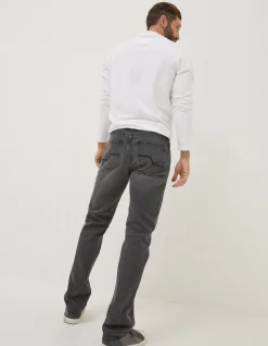 Straight Wash Jeans