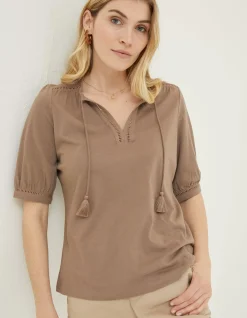 Tula Notch Top