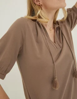 Tula Notch Top