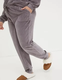 Verity Velvet Jogger