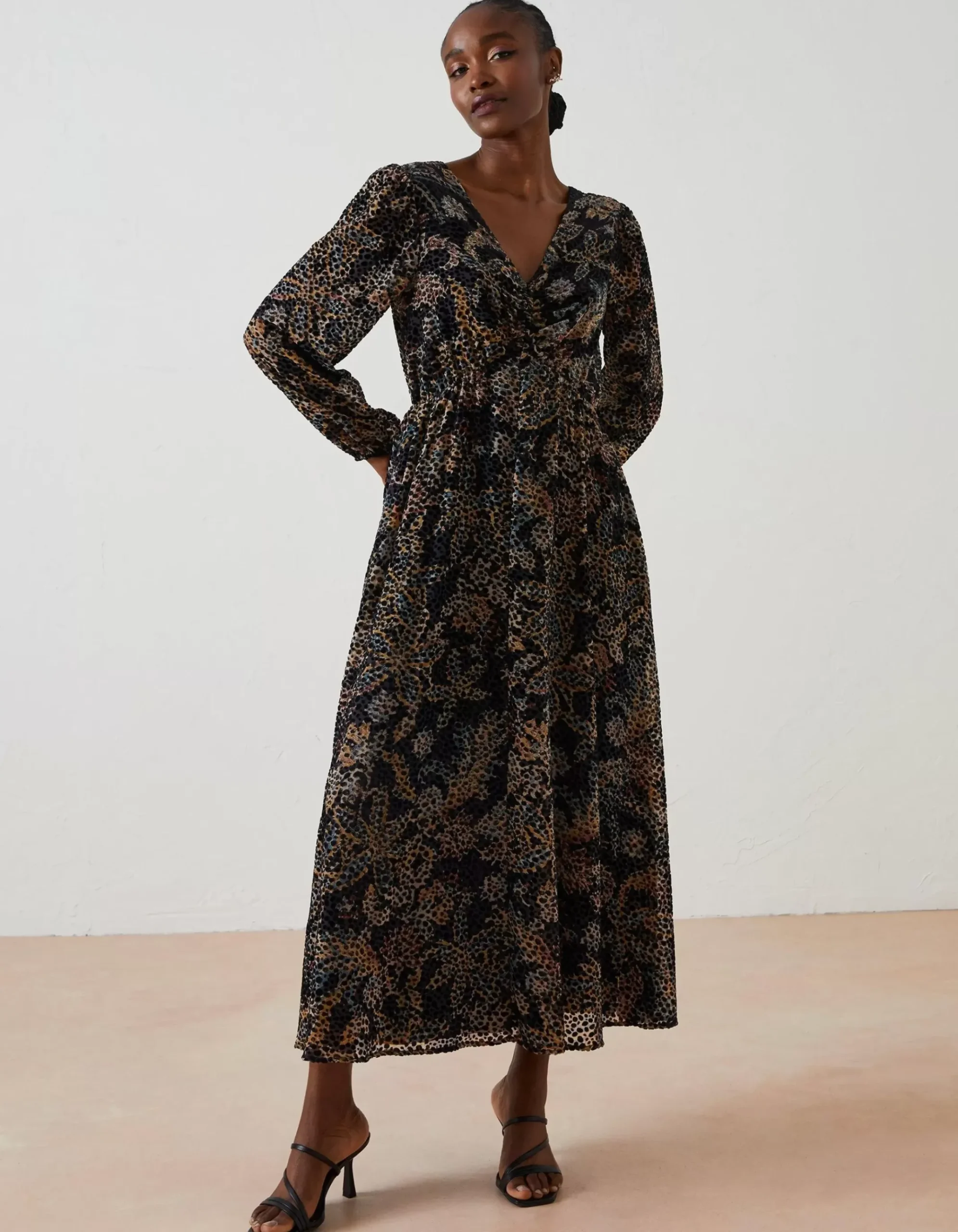 Victoria Floral Midi Dress